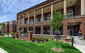 The Stella Hotel & Ballroom